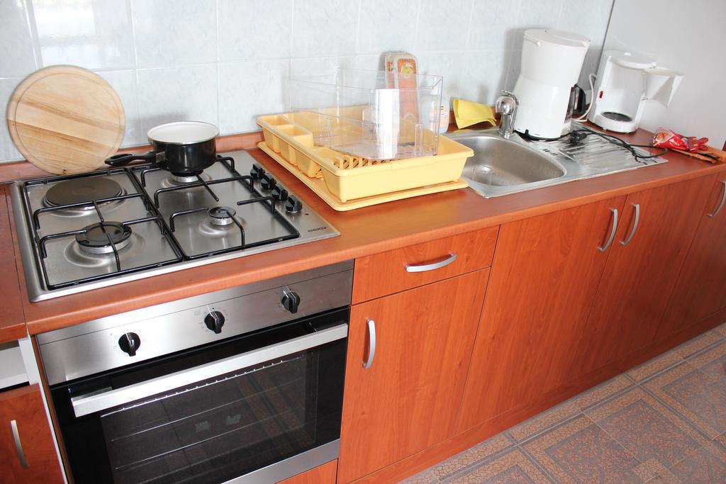 Toni Na Moru Apartament *