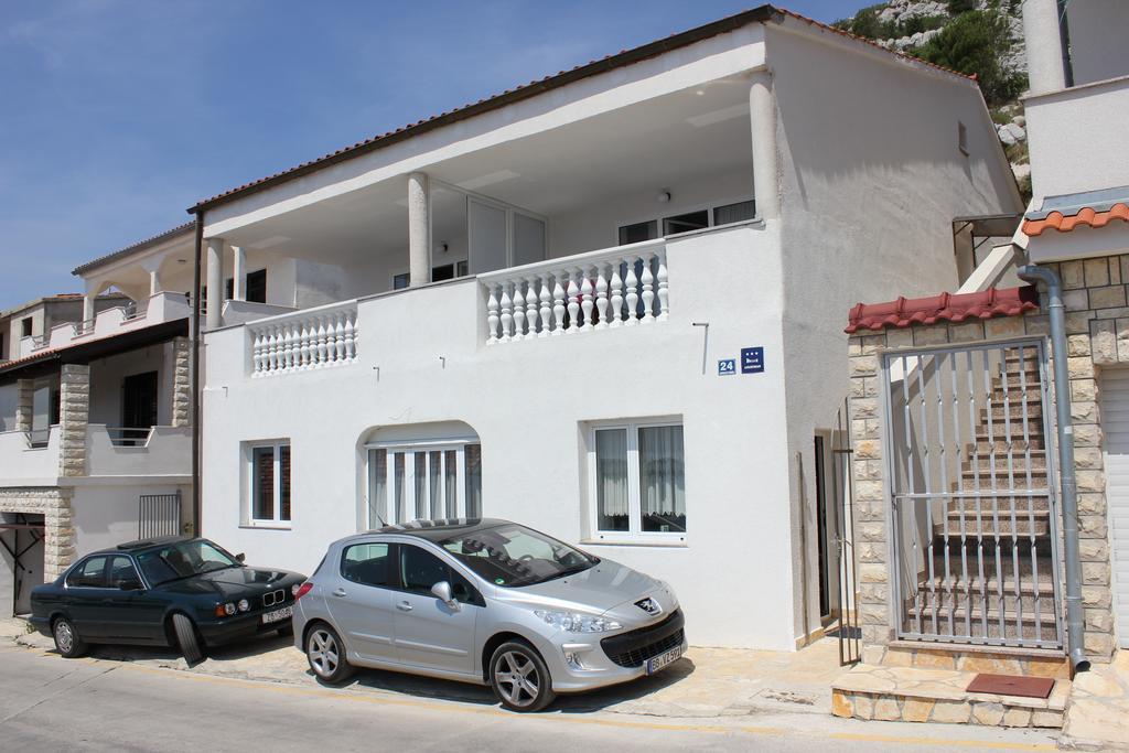 Apartament Toni Na Moru Drage
